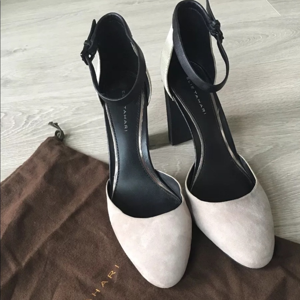 NWOB Elie tahari round toe gray suede heels